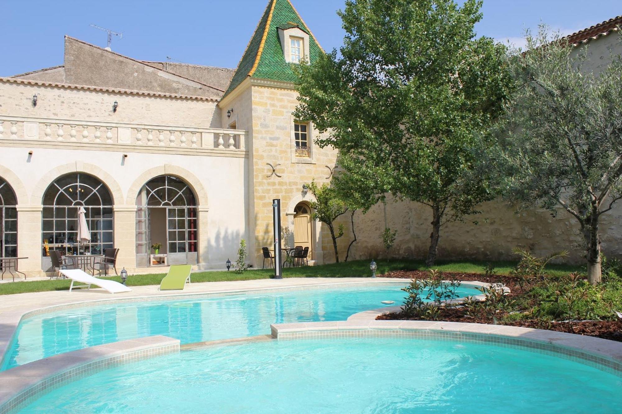Les Galeries De Beaulac Pezenas Bagian luar foto
