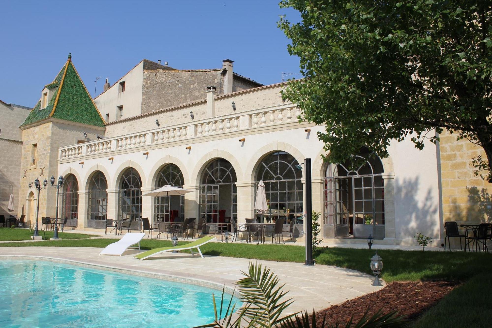 Les Galeries De Beaulac Pezenas Bagian luar foto
