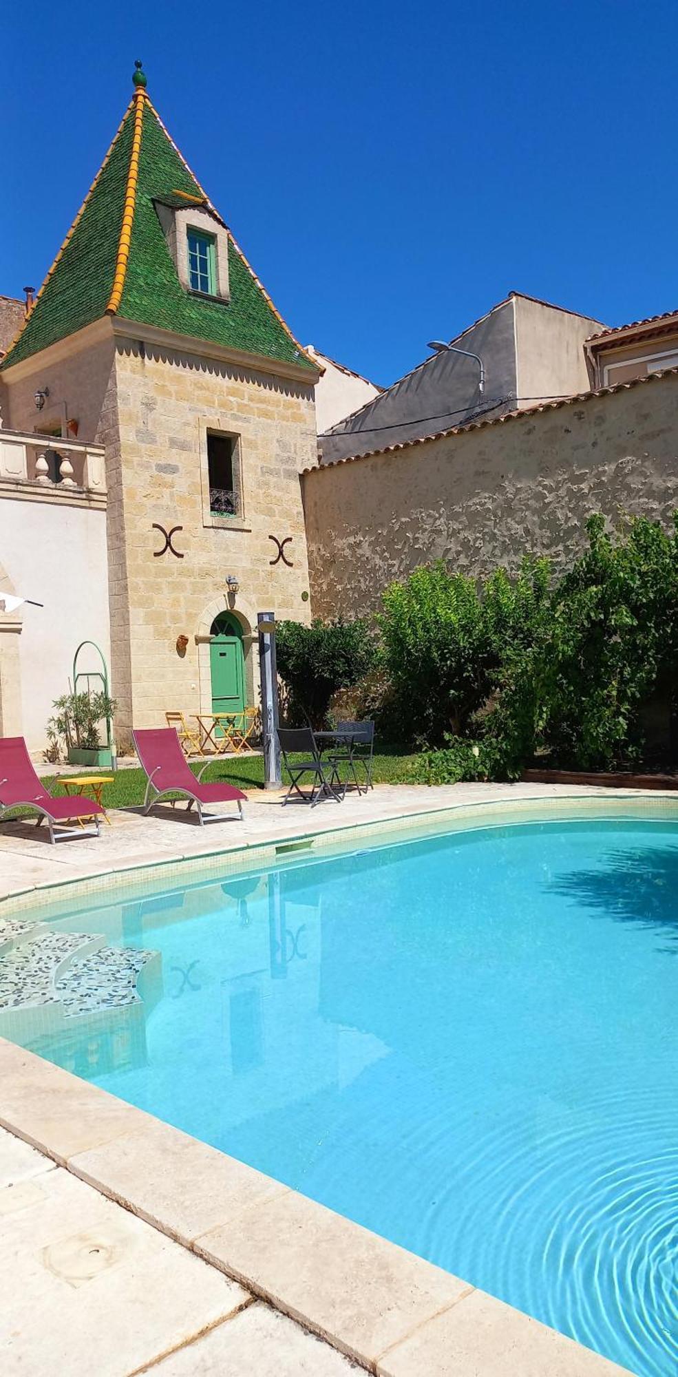 Les Galeries De Beaulac Pezenas Bagian luar foto